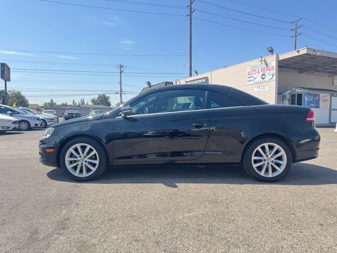 Used 2012 Volkswagen Eos Komfort FWD image 4