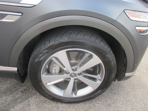Used 2023 Genesis GV80 AWD 3.5T image 21