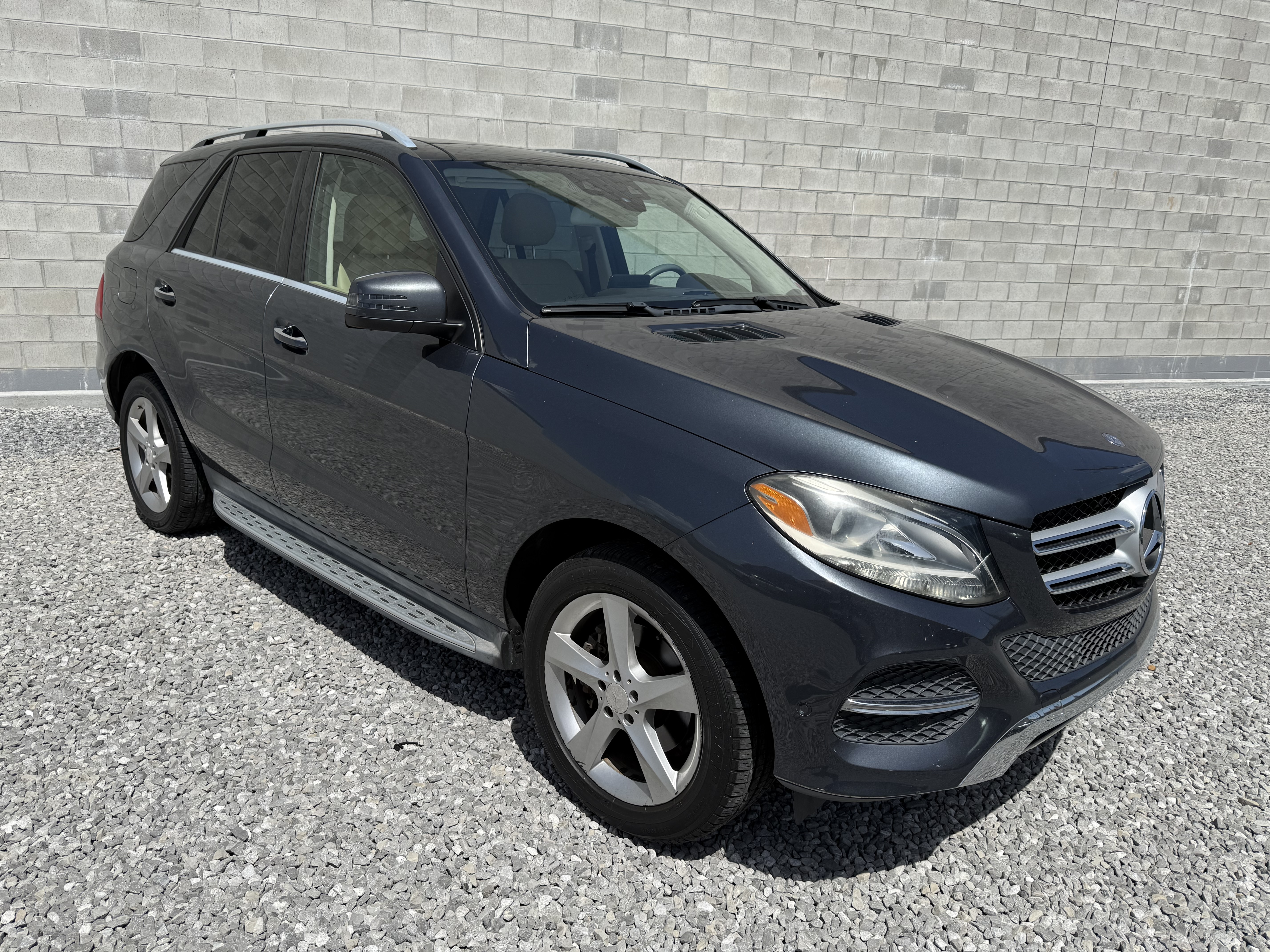 Used 2016 Mercedes-Benz GLE 350 w/ Premium Package image 4