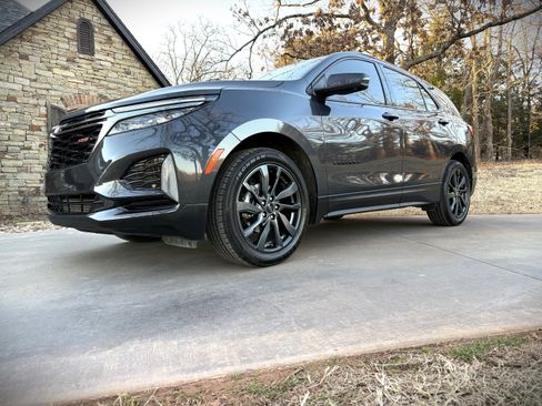 Used 2022 Chevrolet Equinox RS image 10