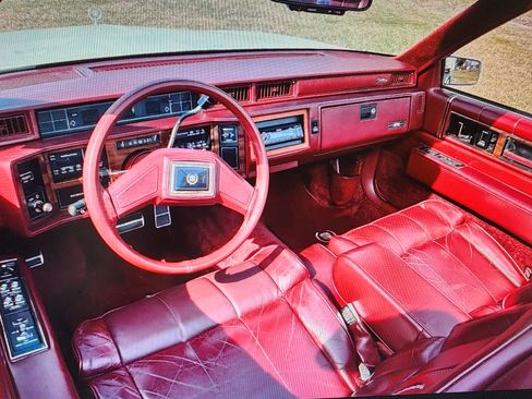 Used 1988 Cadillac De Ville Coupe FWD image 6