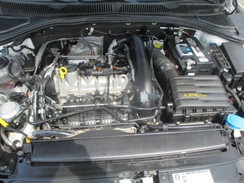 Used 2020 Volkswagen Jetta S image 17
