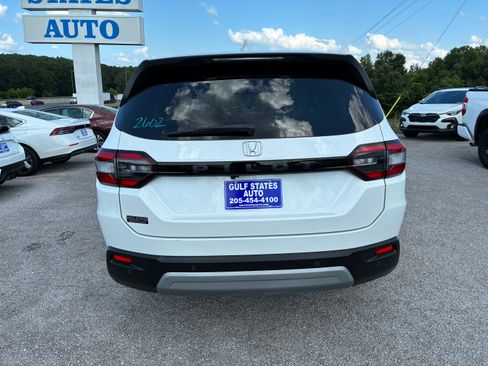 Used 2025 Honda Pilot EX-L image 5