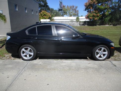 Used 2014 BMW 320i image 12