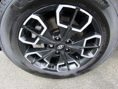 Used 2022 Hyundai Santa Cruz AWD SEL image 9