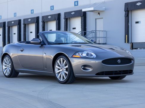 Used 2008 Jaguar XK image 1