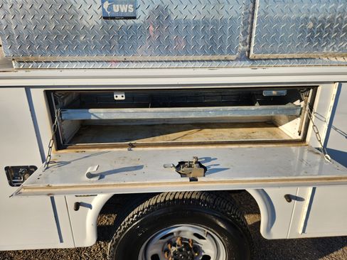 Used 2013 Ford F350 XL image 23