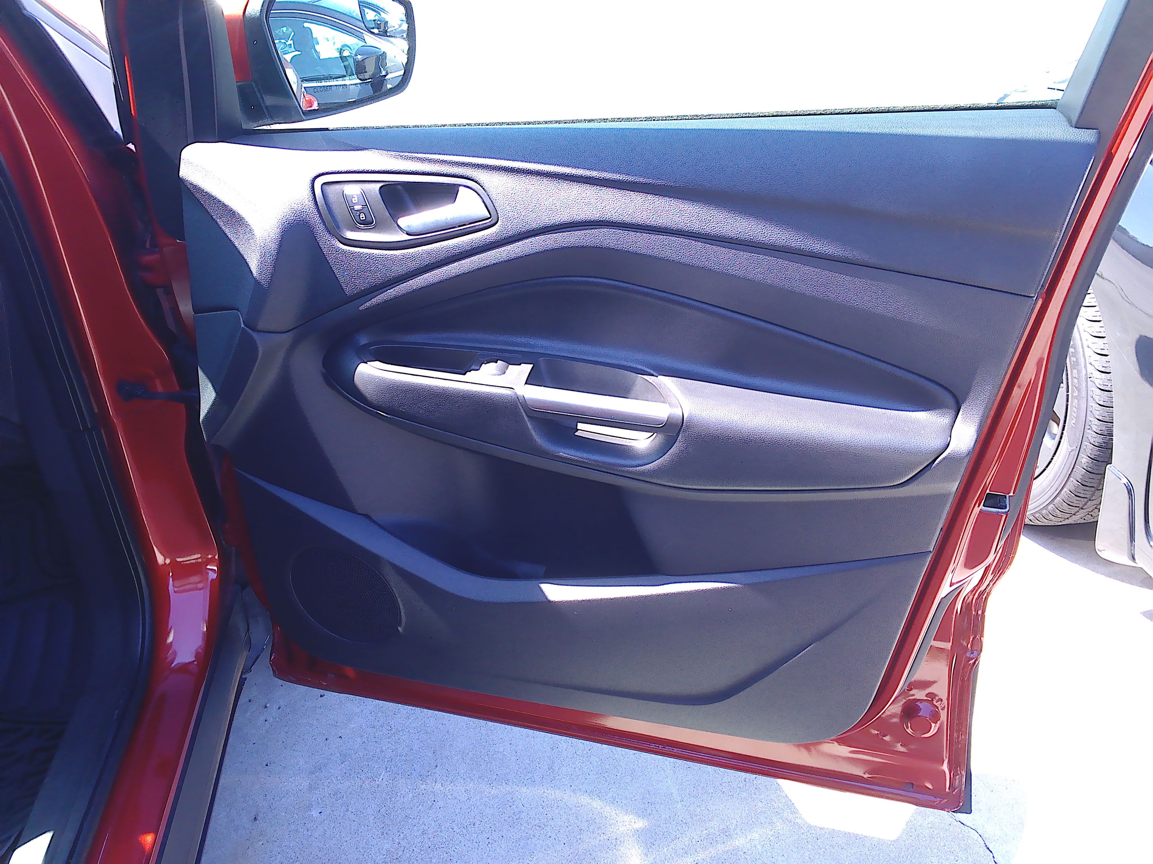 Used 2019 Ford Escape 4WD Titanium image 11