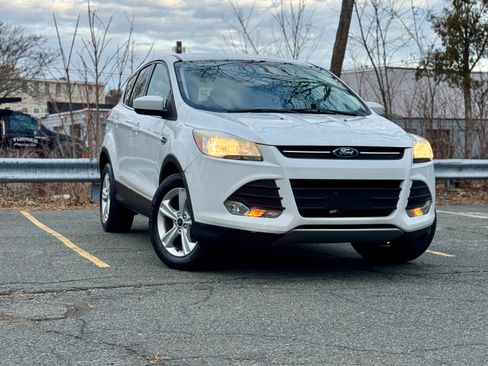 Used 2014 Ford Escape SE image 7