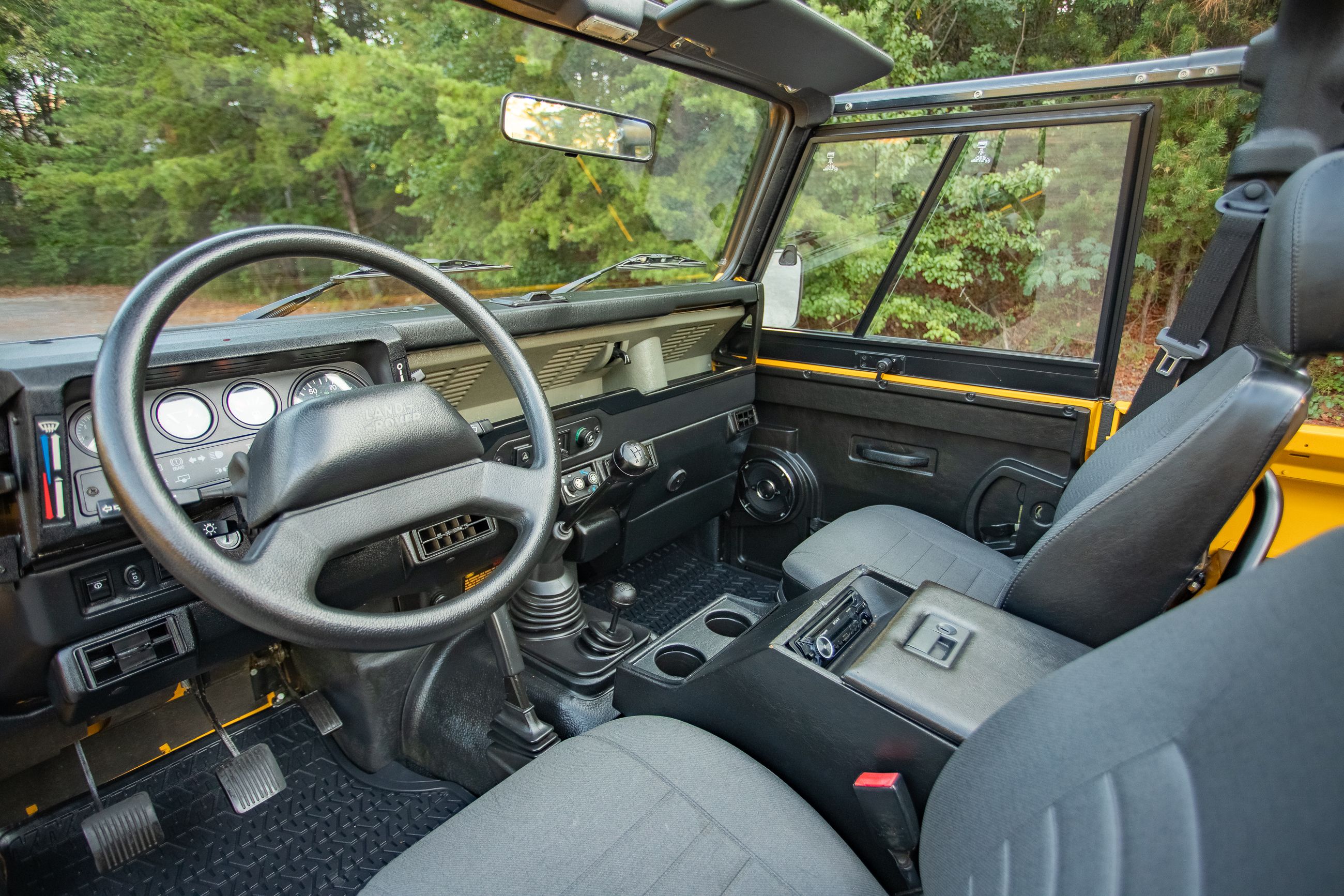 Used 1995 Land Rover Defender 90 AWD/4WD image 11