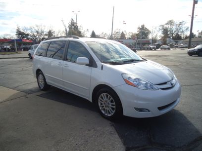 Used 2010 Toyota Sienna XLE