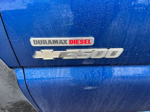 Used 2004 Chevrolet Silverado 3500 W/T image 19