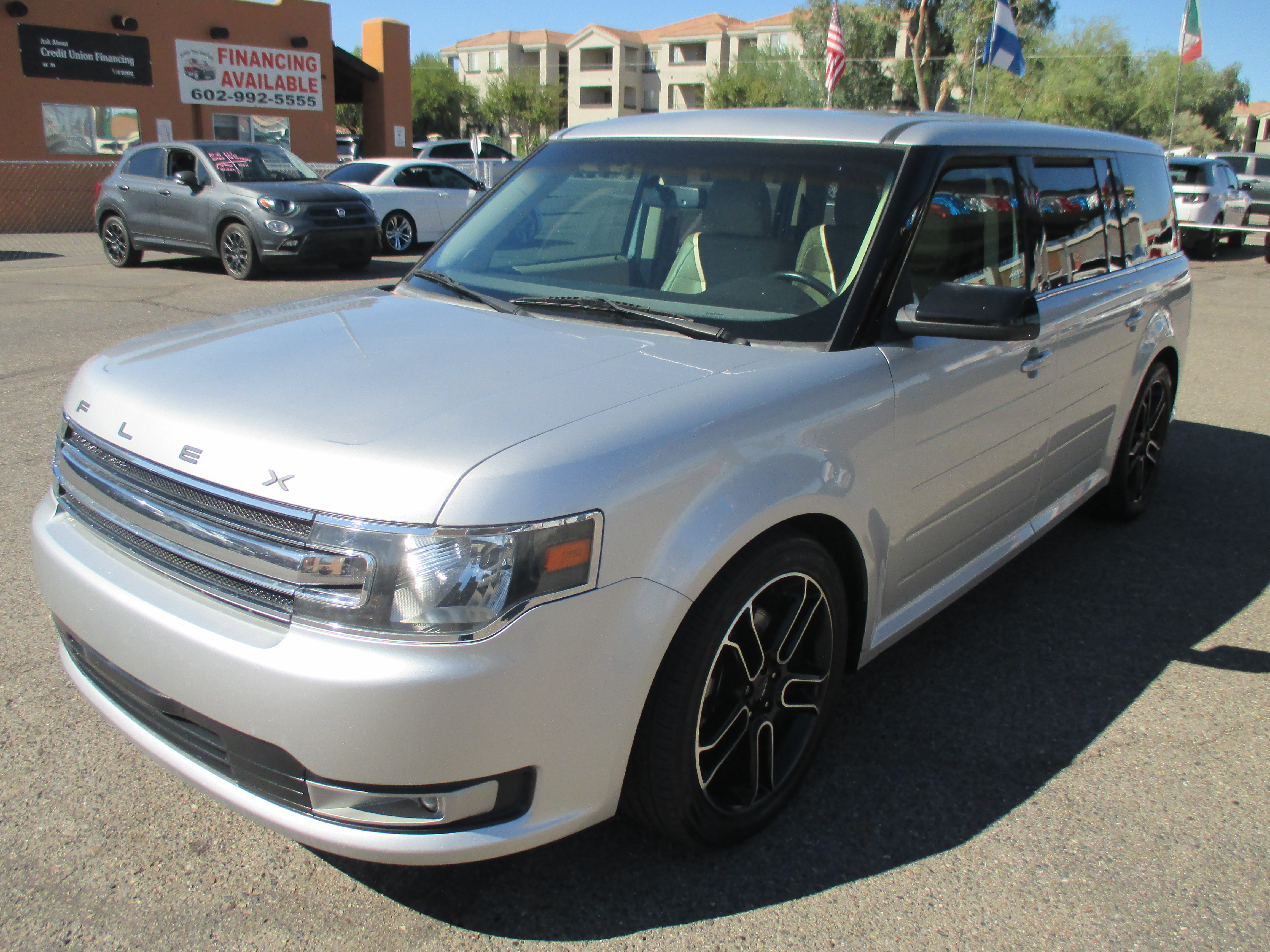 Used 2013 Ford Flex SEL Sport Utility 4D FWD image 18