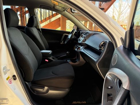 Used 2007 Toyota RAV4 Sport image 19