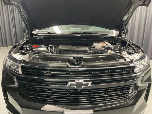 Used 2024 Chevrolet Suburban RST image 18