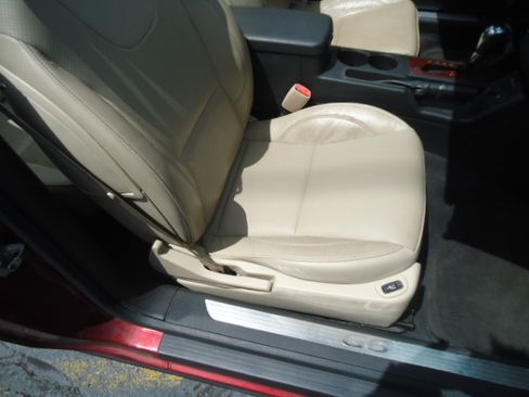 Used 2008 Pontiac G6 GT Convertible FWD image 16