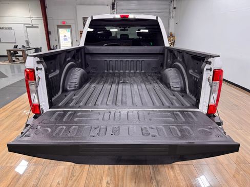Used 2018 Ford F250 XLT image 7