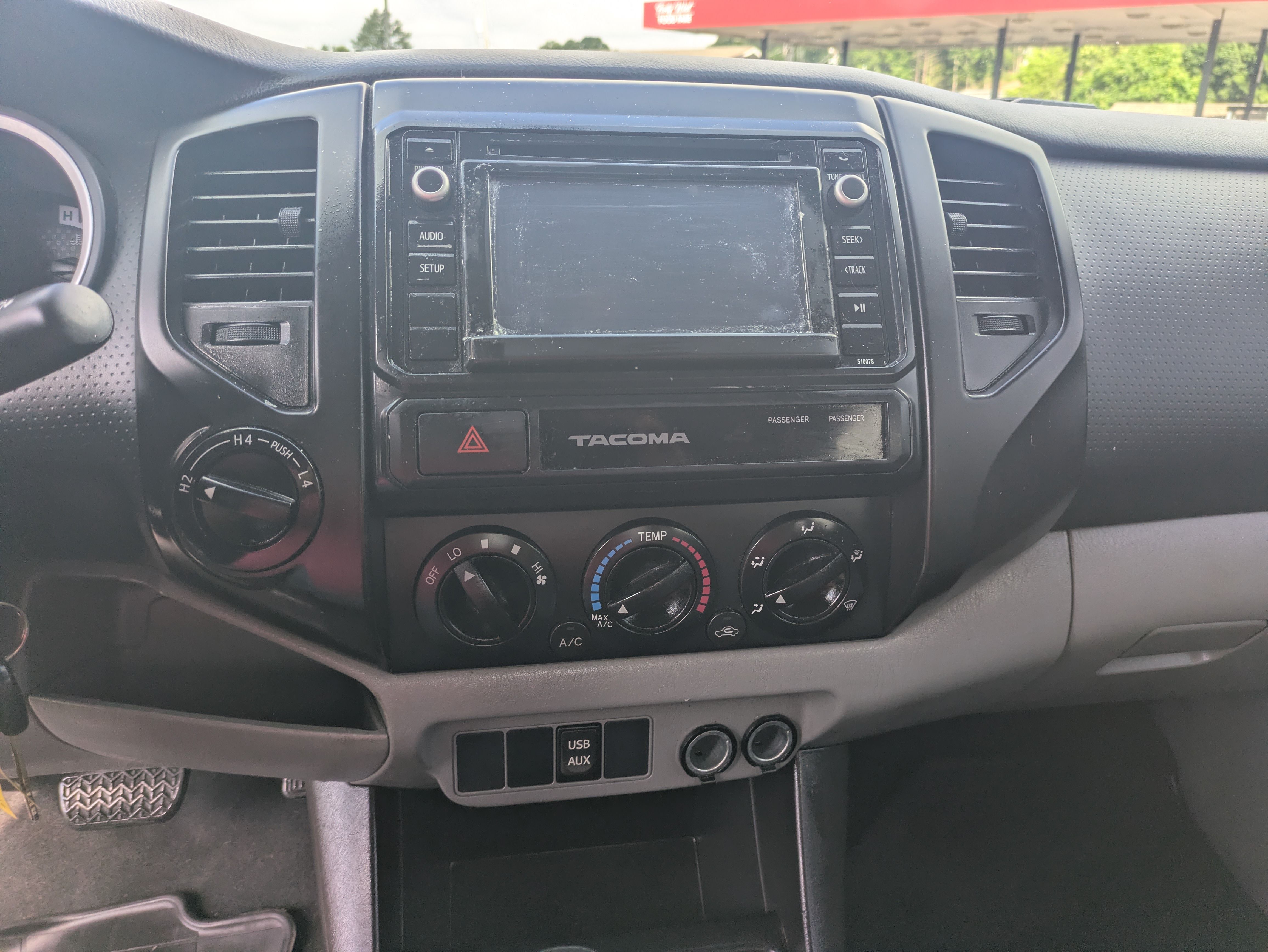 Used 2015 Toyota Tacoma 4x4 Double Cab image 5
