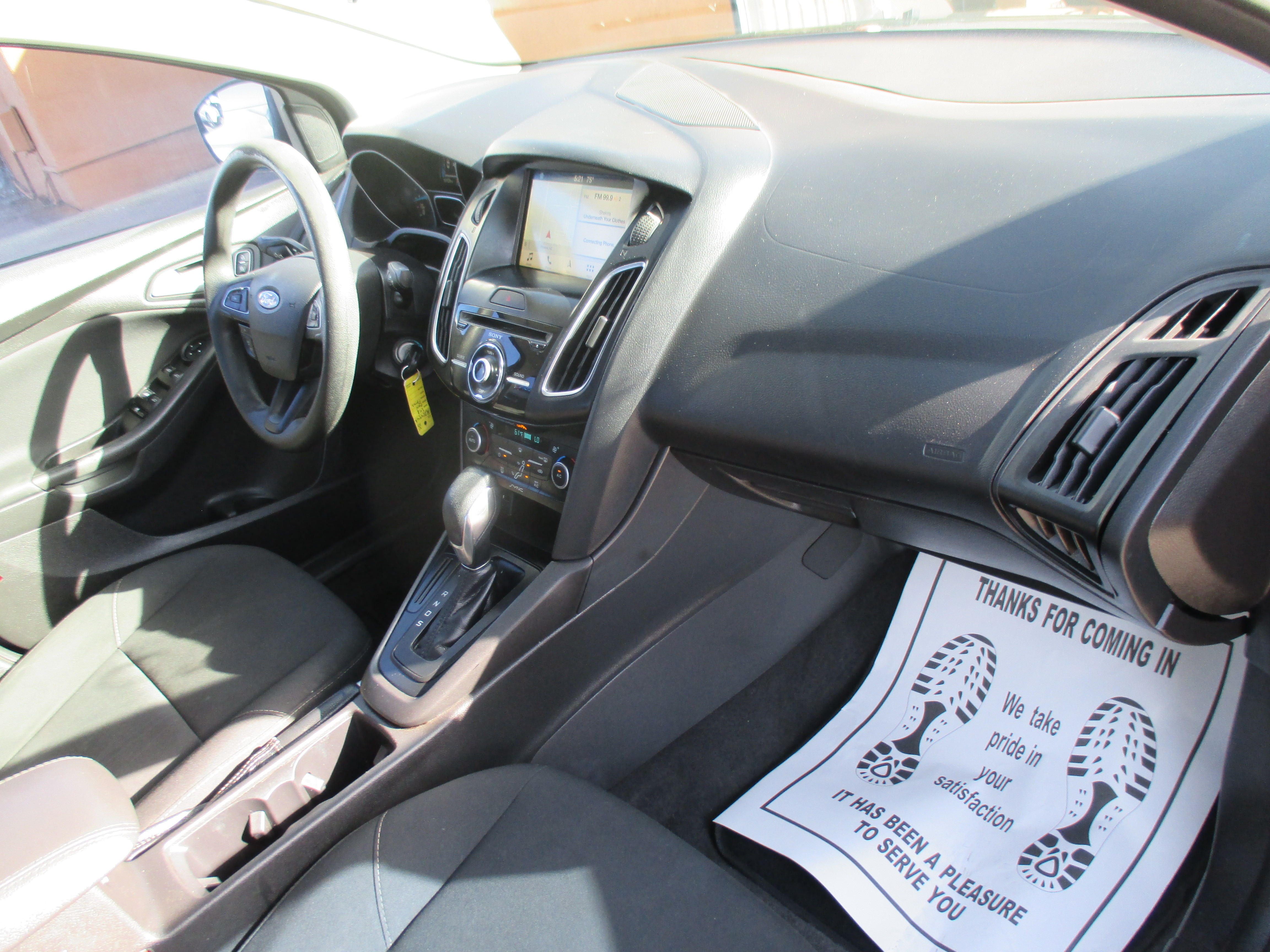 Used 2018 Ford Focus SEL Sedan FWD image 9