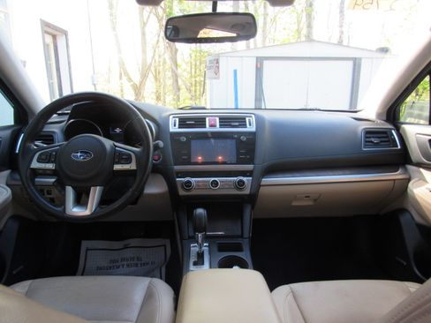 Used 2015 Subaru Outback 3.6R Limited AWD/4WD image 19