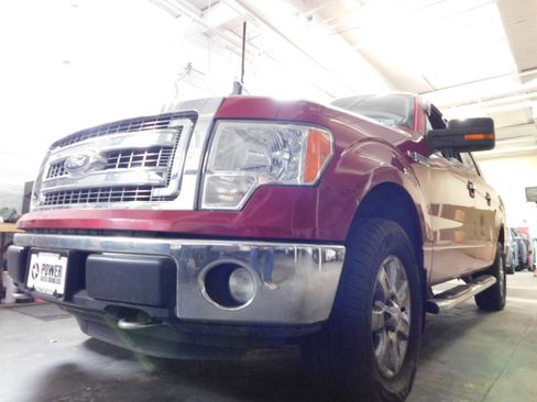 Used 2014 Ford F150 XLT image 5