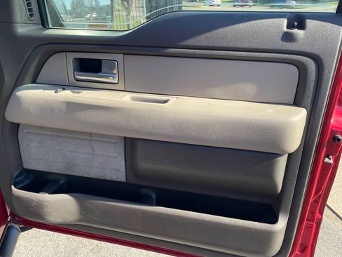 Used 2010 Ford F150 XLT image 16