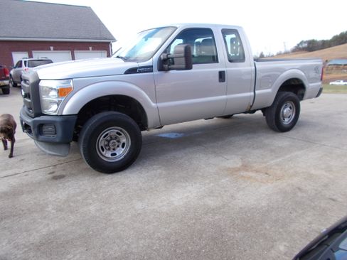 Used 2015 Ford F250 image 1