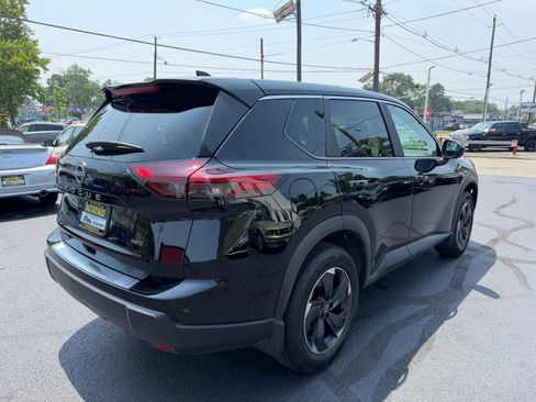 Used 2026 Nissan Rogue AWD SV image 22