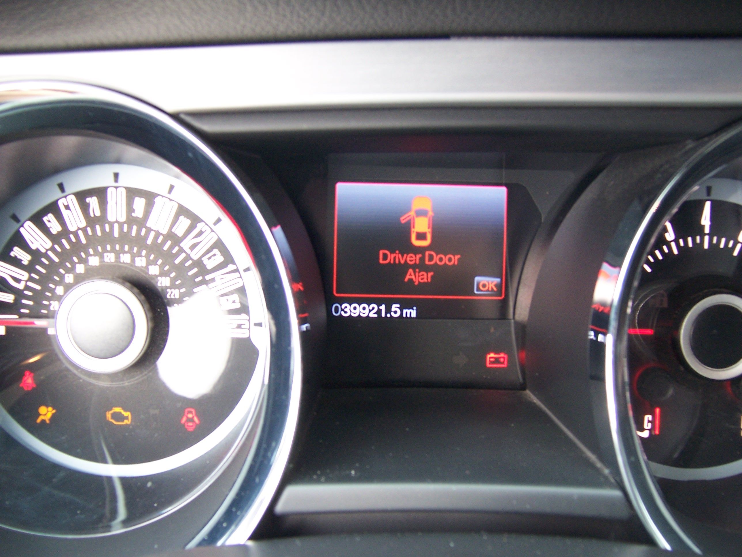 Used 2013 Ford Mustang Premium RWD image 17