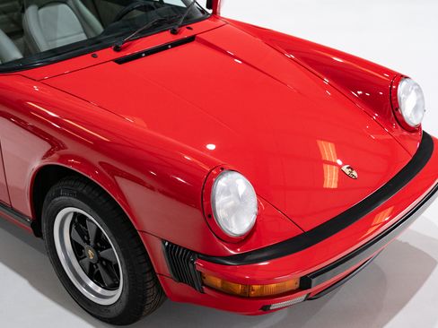Used 1987 Porsche 911 Carrera image 32