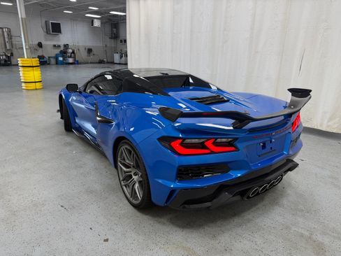 Used 2026 Chevrolet Corvette Z06 Convertible w/ 3LZ RWD image 8