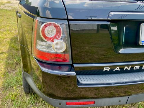 Used 2010 Land Rover Range Rover Sport Supercharged AWD/4WD image 9