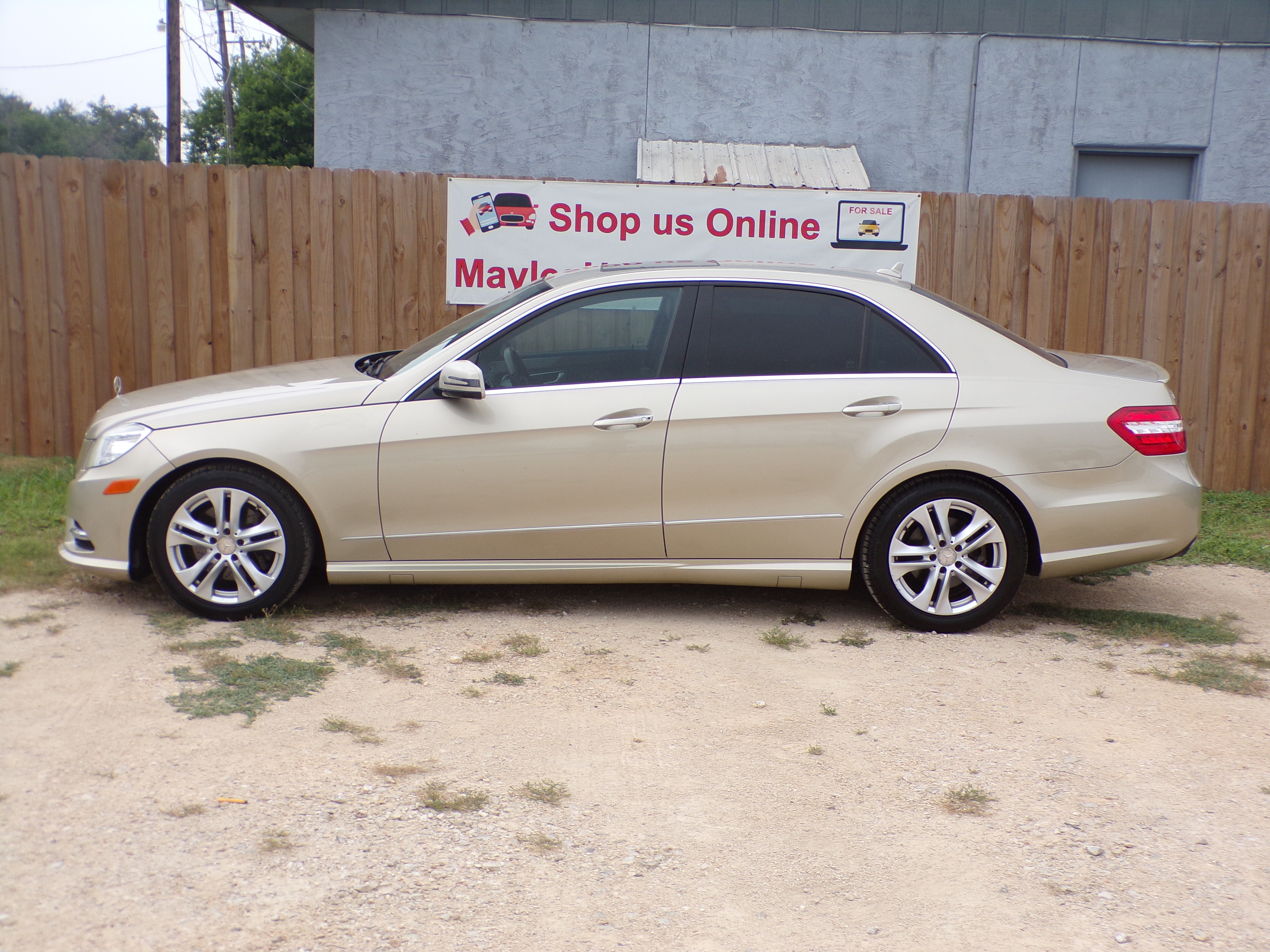 Used 2013 Mercedes-Benz E 350 Sport image 2