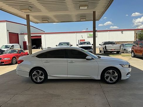 Used 2018 Honda Accord EX-L image 4