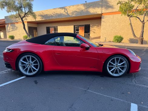 Used 2024 Porsche 911 Carrera GTS RWD image 11