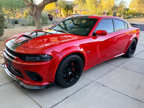 Used 2017 Dodge Charger R/T Scat Pack image 12