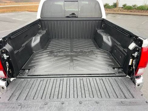 Used 2021 Toyota Tacoma SR5 image 11