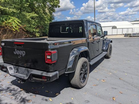 Used 2023 Jeep Gladiator High Altitude image 3