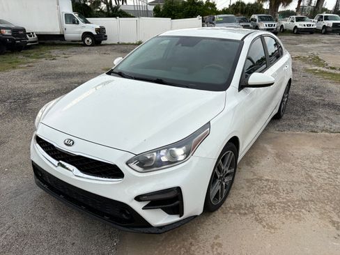 Used 2019 Kia Forte S FWD image 1