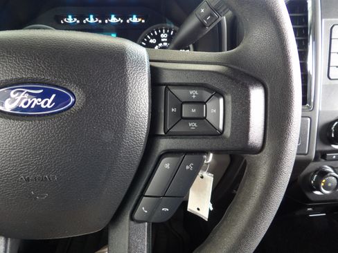 Used 2017 Ford F150 XLT image 27