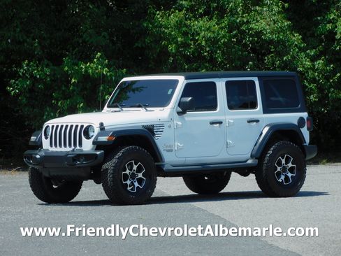 Used 2019 Jeep Wrangler 4WD Unlimited Sport image 1