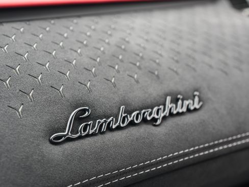 Used 2022 Lamborghini Aventador LP 780-4 Ultimae Coupe AWD/4WD image 36