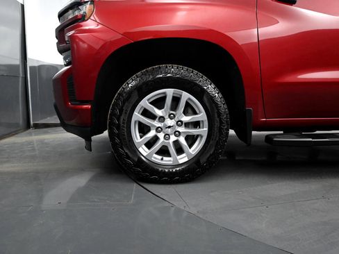 Used 2019 Chevrolet Silverado 1500 RST image 9