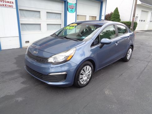 Used 2016 Kia Rio LX image 1