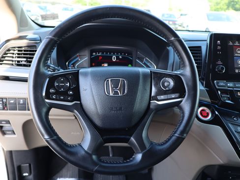 Used 2023 Honda Odyssey Touring image 21