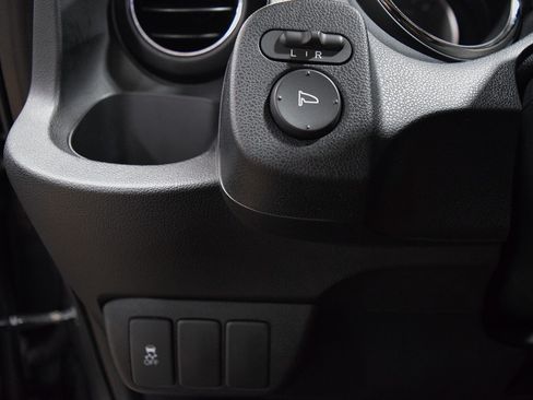 Used 2012 Honda Fit Sport image 26