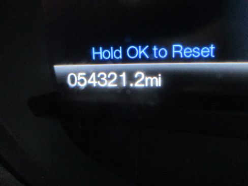 Used 2016 Ford Fusion SE Sedan 4D FWD image 3