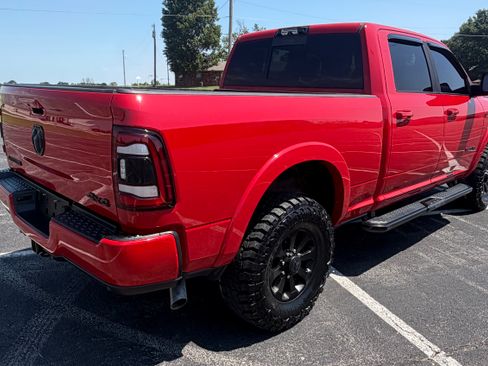 Used 2022 RAM 2500 4x4 Crew Cab Laramie image 5