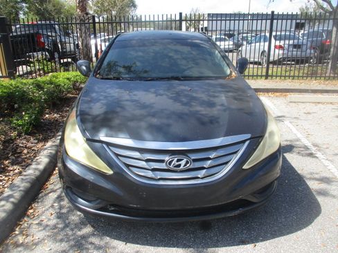 Used 2013 Hyundai Sonata GLS image 4
