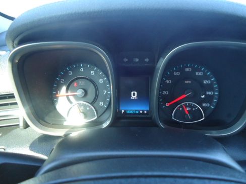 Used 2014 Chevrolet Malibu LT image 16